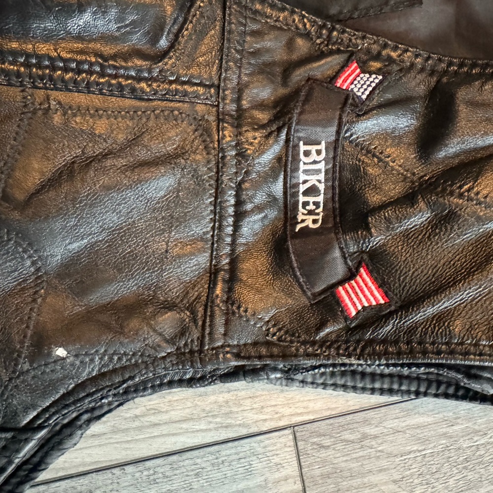 Men’s Black Leather Biker Vest with Patches and lace-up sides - Picture 6 of 6